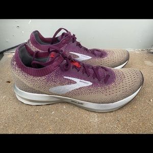 Brooks Levitate 2